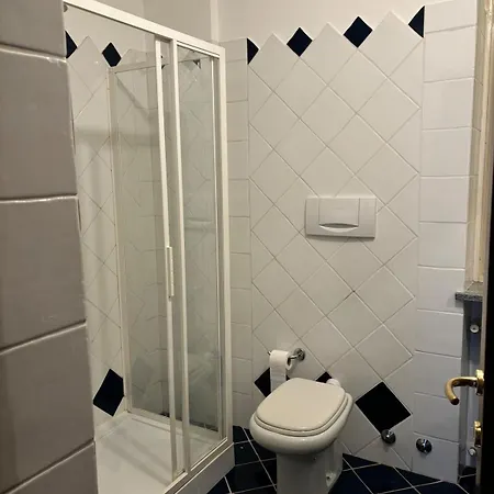 Apartment Tranquillo Trilocale In Centro Storico Biella