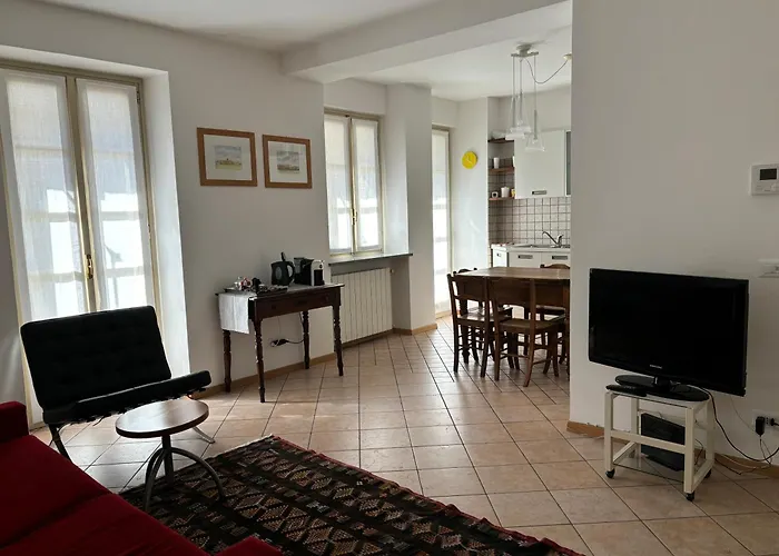 Tranquillo Trilocale In Centro Storico 비엘라